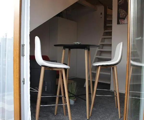 Dp Art - Self Check In Pensión Kaunas